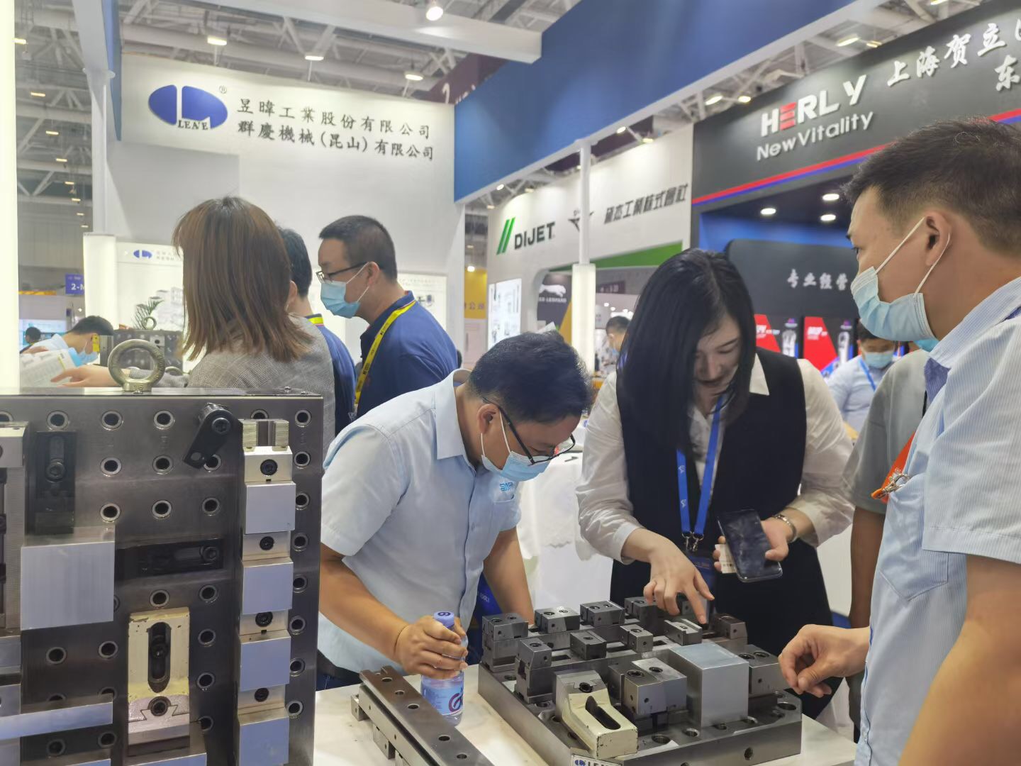 1735628640612609.jpg 1735628640612609.jpg